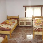 Kuma Lissa Guest house *