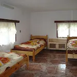 Kuma Lissa Guest house